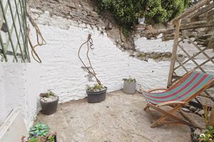 Photo 11- click for photo gallery